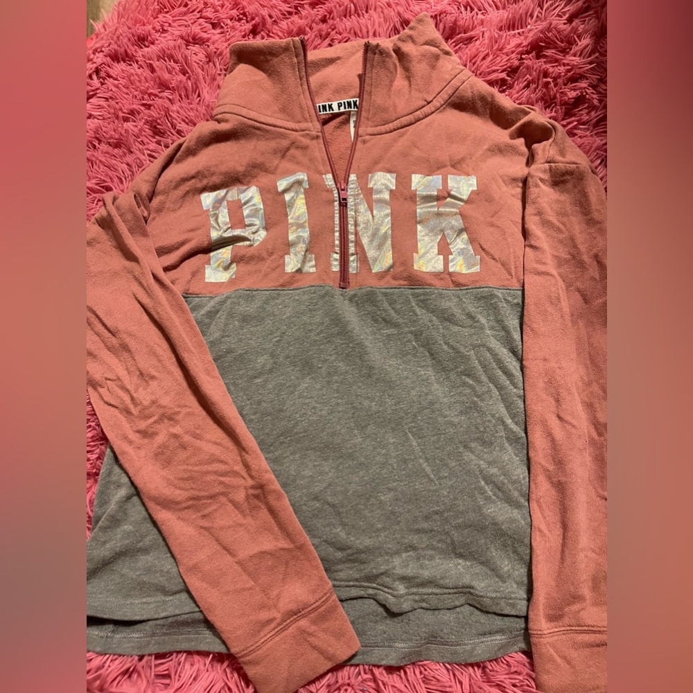 cute pink sweater🌸